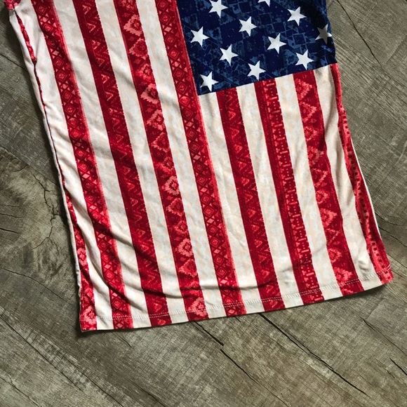 💙💙Boutique American Flag Tank - Picture 7 of 8